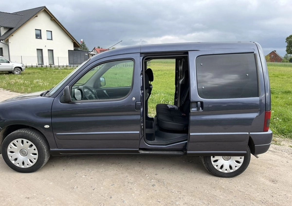 Citroen Berlingo cena 12900 przebieg: 204000, rok produkcji 2007 z Skarszewy małe 154